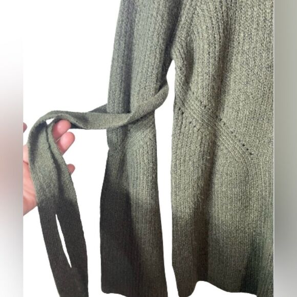 Chelsea28 bell sleeve wool blend sweater - Picture 5 of 8